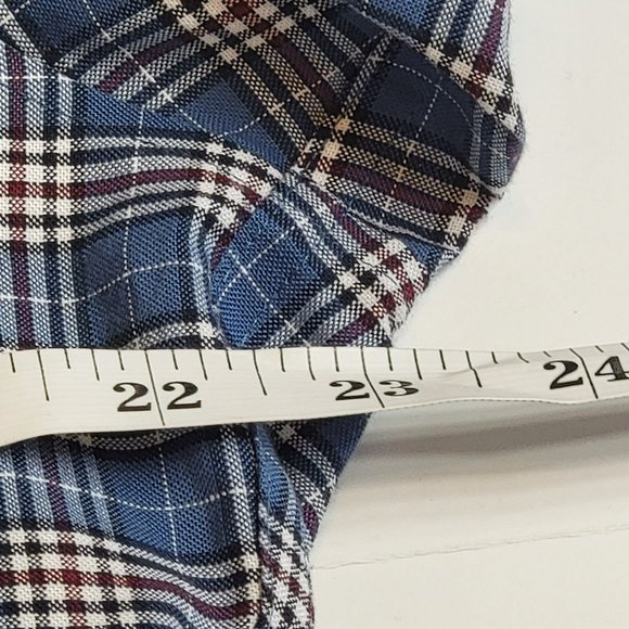 Eddie Bauer Shirt, Men TM Relaxed Fit, Blue,White & Red Check, , Cotton, EUC - Picture 9 of 11